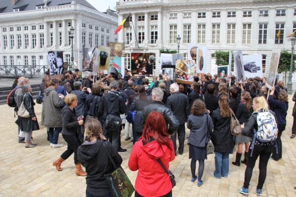 Beeld van de actie Vlaamse Musea op het Martelarenplein in 2014