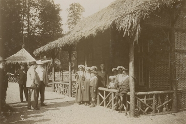 Koloniale tentoonstelling 1897. Album Alphonse Gautier via Wikimedia Commons, publiek domein