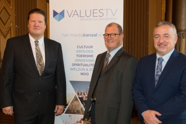 De CEO, voorzitter en CFO van ValuesTV