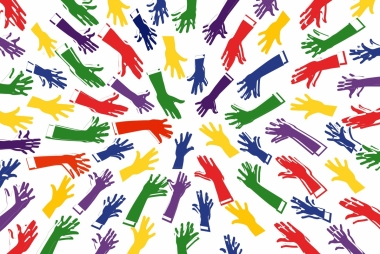 Gekleurde handen die integratie voorstellen. Foto: Gerd Altmann via Pixabay