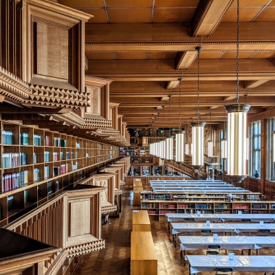 Leeszaal van de Centrale Bibliotheek KU Leuven. Foto: Vishwas Katti via Unsplash