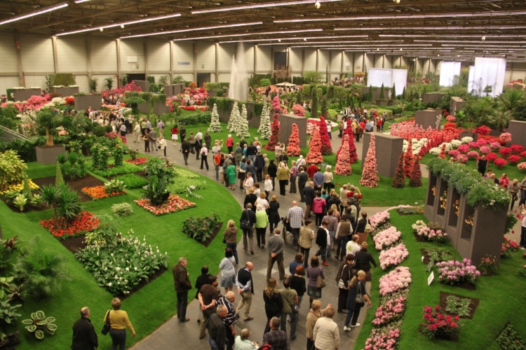 Foto: Gentse Floraliën 2010 in Flanders Expo. Donarreiskoffer via Wikimedia Commons, CC BY 3.0