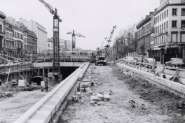 Aanleg van een tunnel in de Wetstraat in Brussel (1957). © Louis De Waele Construction, Brussel.